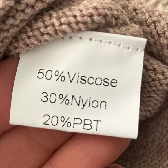 Anrabess Oatmeal Mock Turtleneck Ribbed Sleeved Size Large NWT - Picture 3 of 9